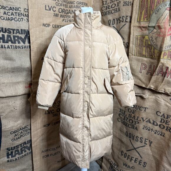 Toast Society Jackets & Blazers - Toast Society Long Puffer Coat Jacket Womens S Oversized Beige Full Zip Snap